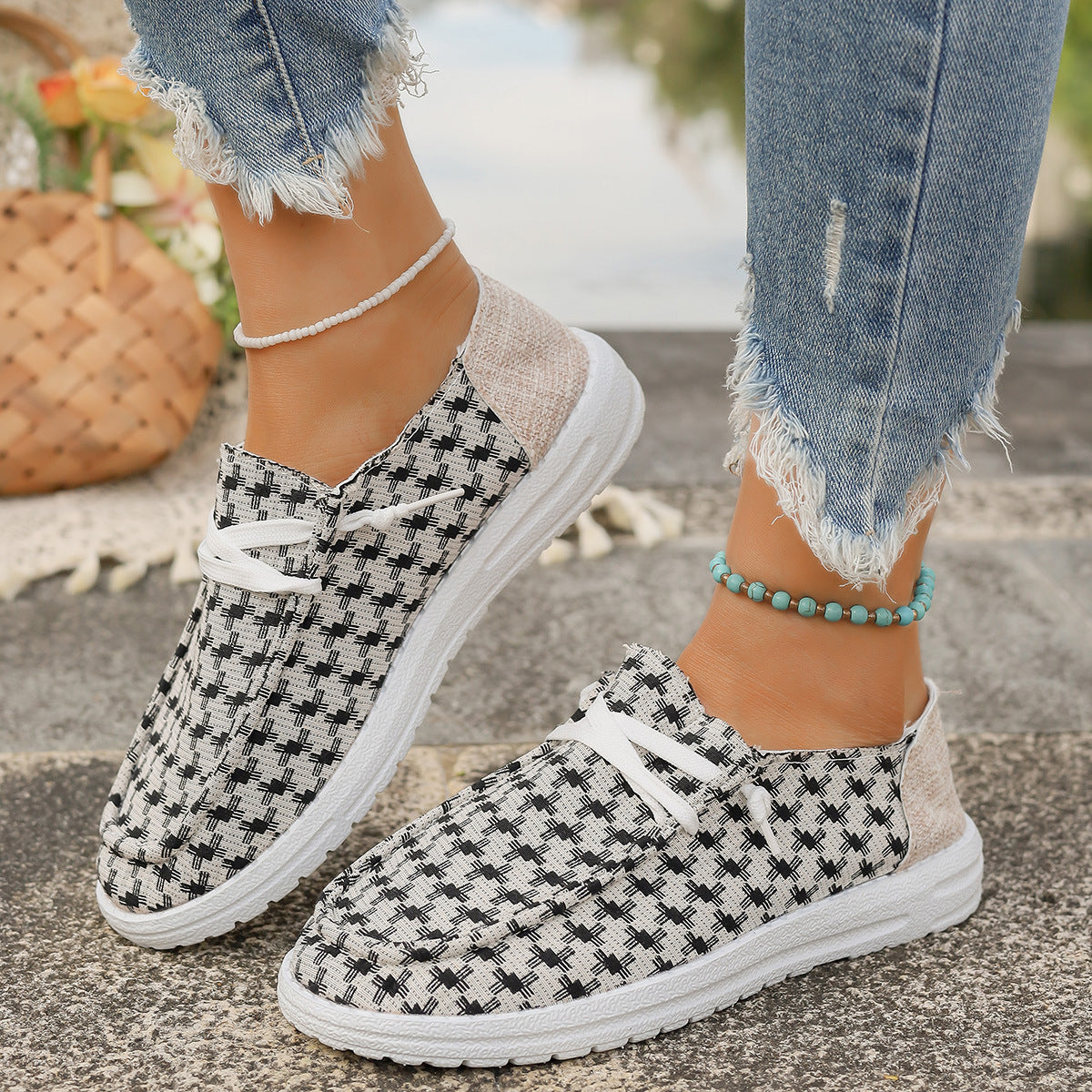 Canvas Slip-Ons Unamous™